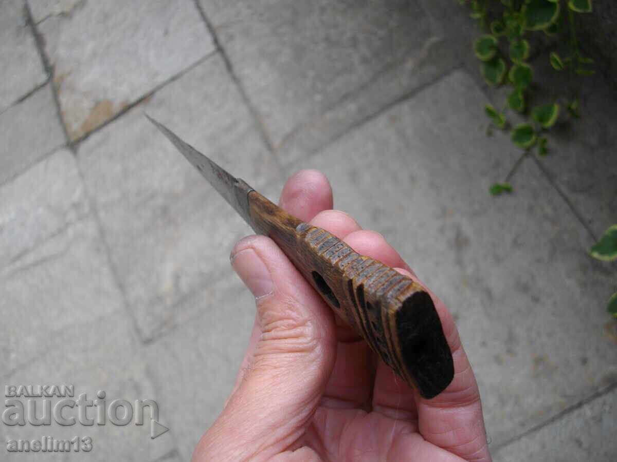 Delivery of OLD KNIFE Delivery of OLD KNIFE