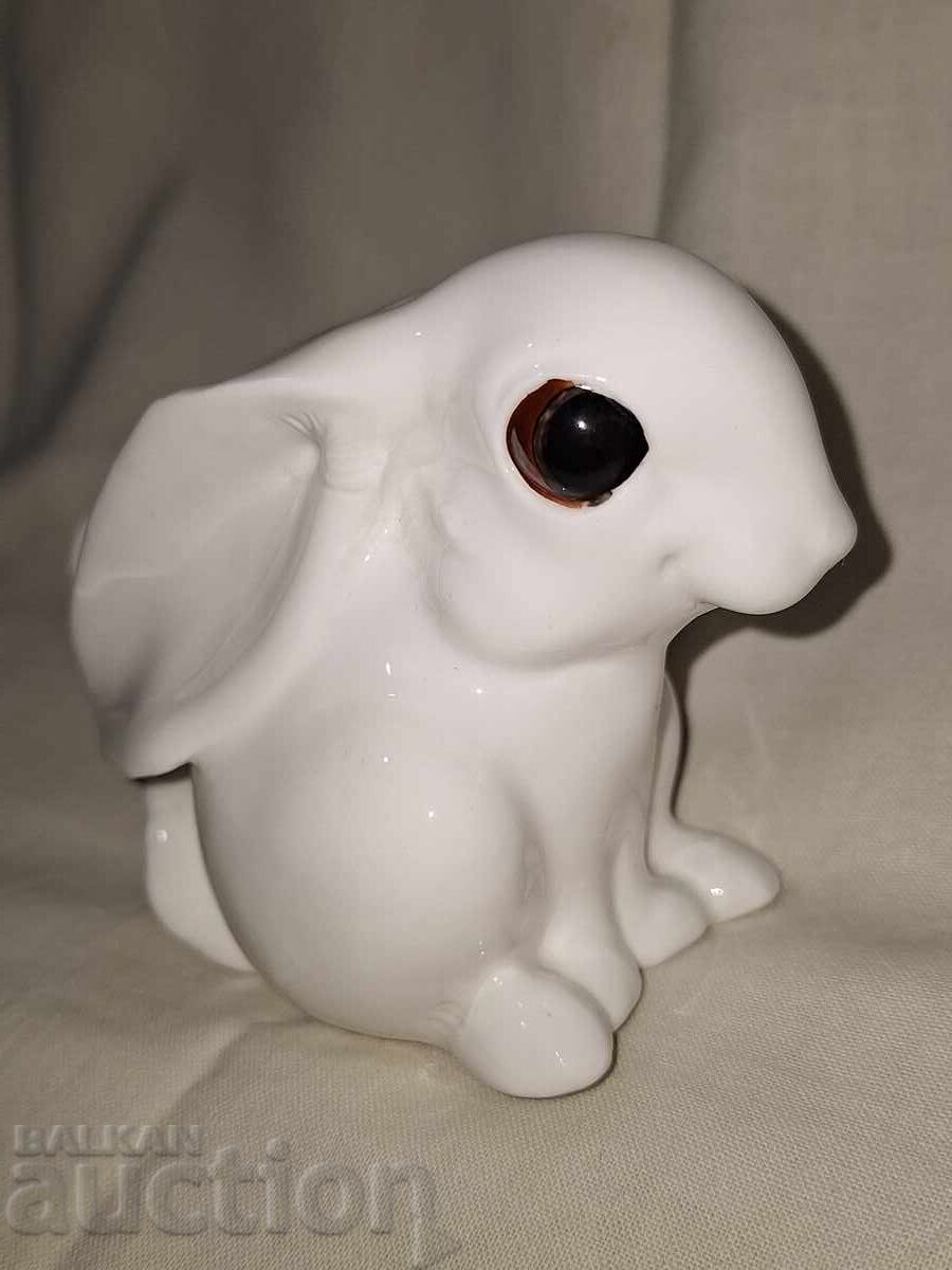 Licitație Figurină vintage din porțelan iepure--Royal Osborne Bone China