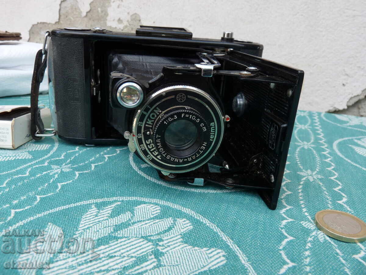 Livrarea Aparat foto vechi ZEISS IKON