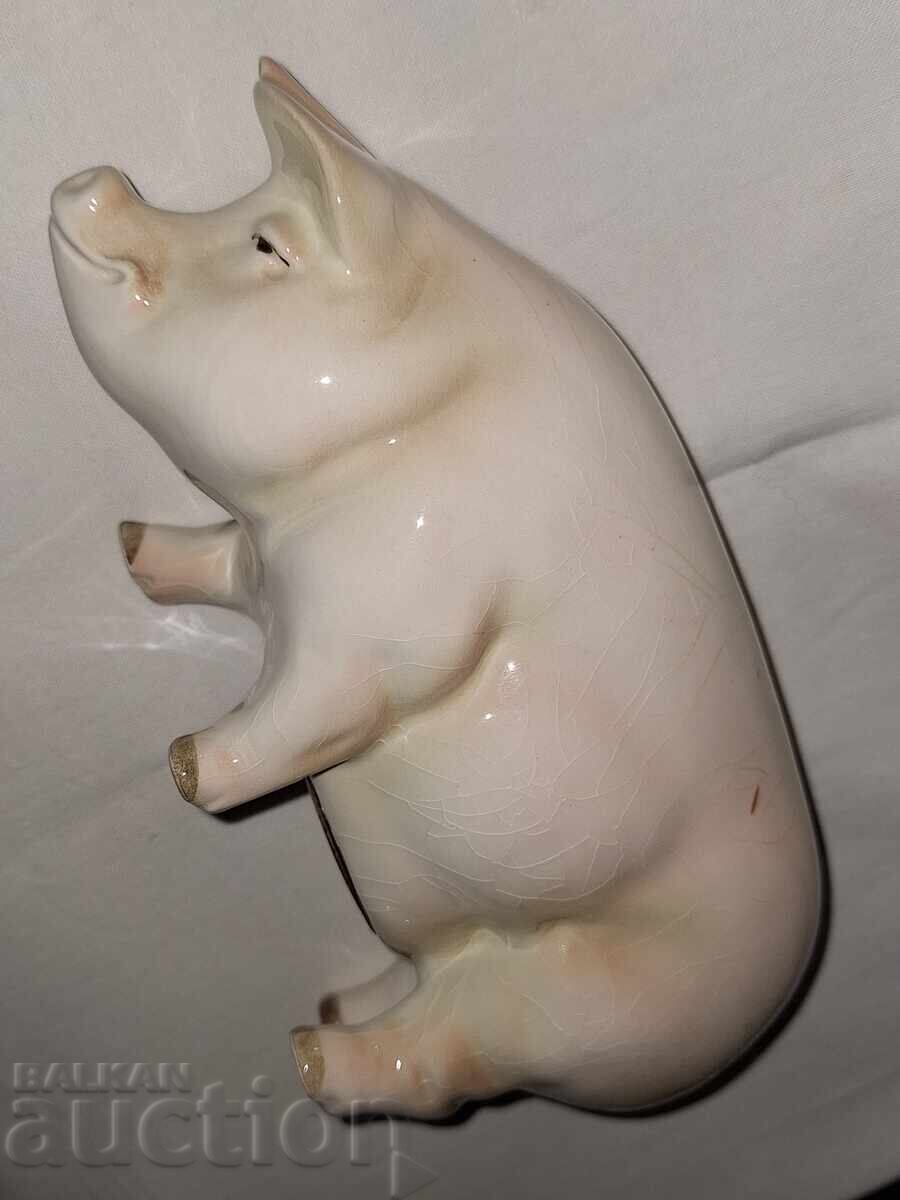 Figurină pușculiță din porțelan vintage--Goebel cu preț € 40.00 | 78.23 BGN