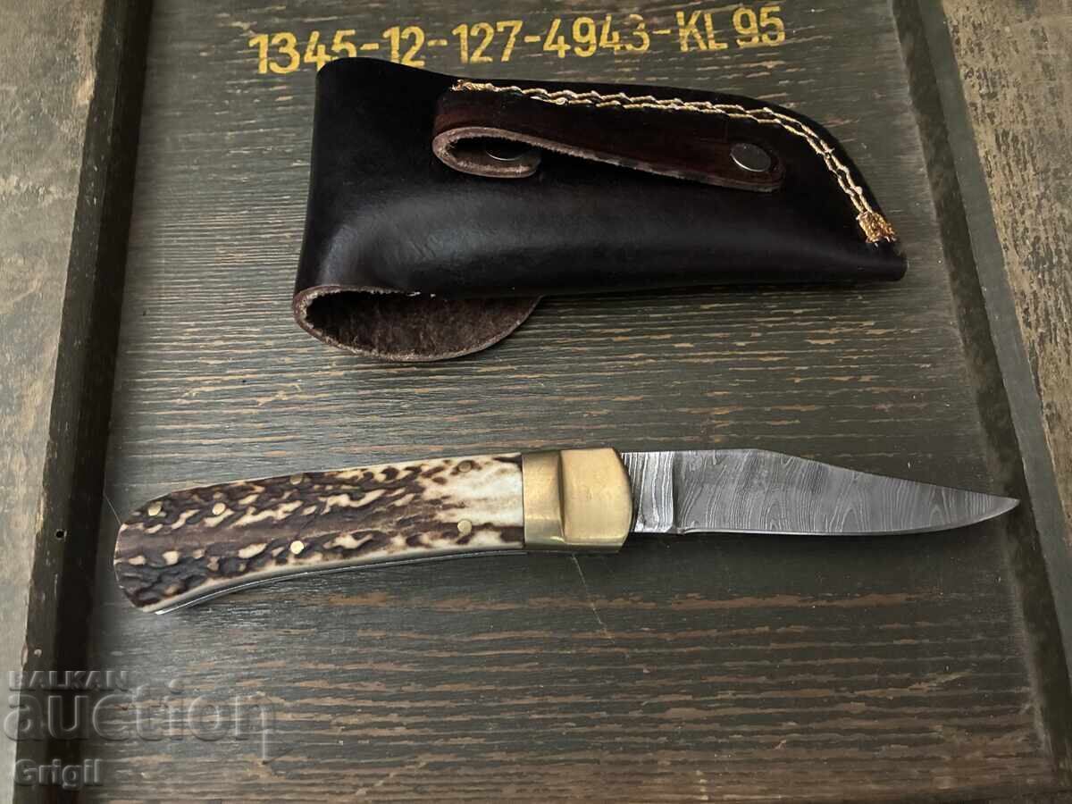 Cuțit de buzunar/pliabil. Oțel Damasc, corn de cerb cu preț € 80.00 | 156.47 BGN Cuțit de buzunar/pliabil. Oțel Damasc, corn de cerb cu preț € 80.00 | 156.47 BGN