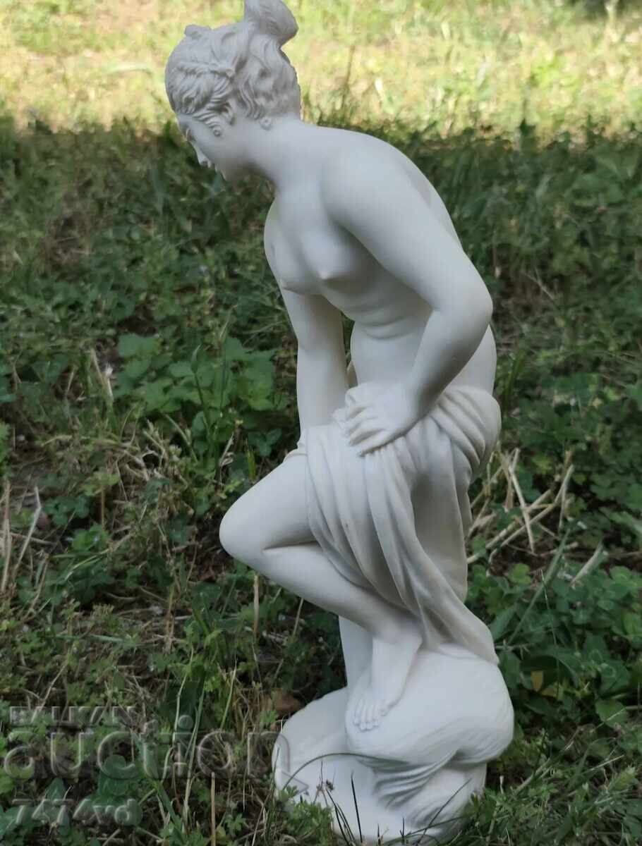 Licitație Sculptură elegantă și masivă a zeiței Venus
