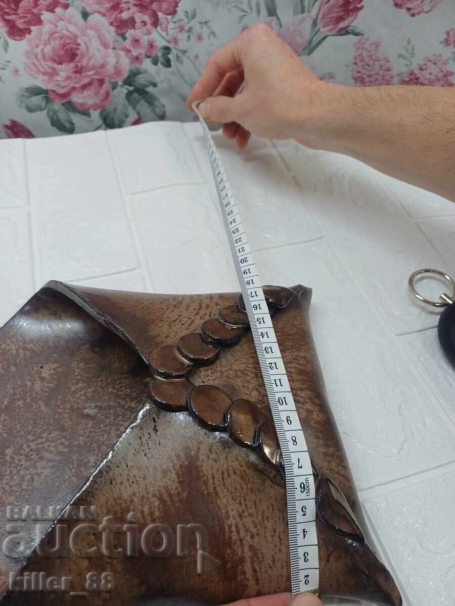 Licitație Artă, ghiveci/buzunar din ceramică lucrat manual