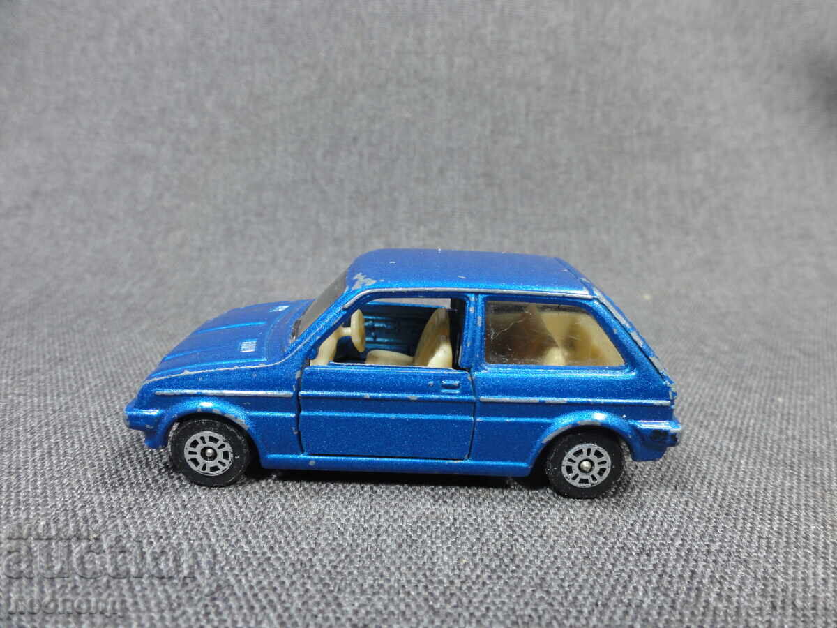 MAȘINUȚĂ METALICĂ RETRO VECHE CORGI JUNIORS AUSTIN MINI METRO cu preț € 10.00 | 19.56 BGN