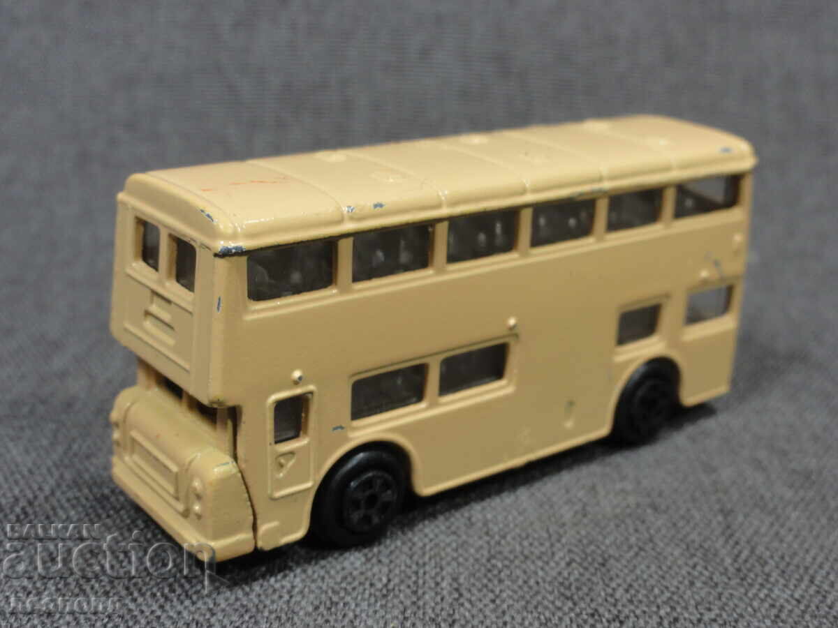 Delivery of OLD RETRO METAL TOY LONDON BUS HONG KONG
