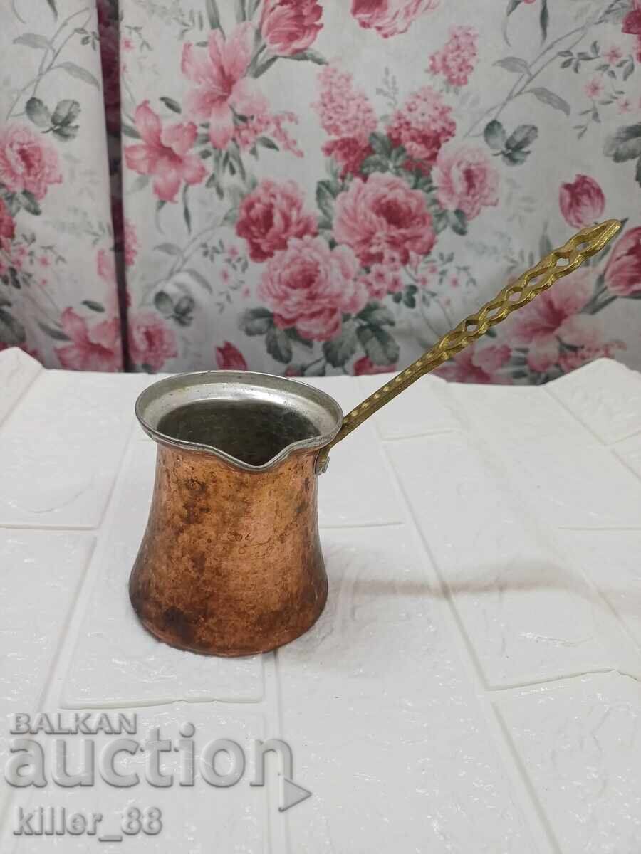 Old teapot with price € 18.00 | 35.21 BGN