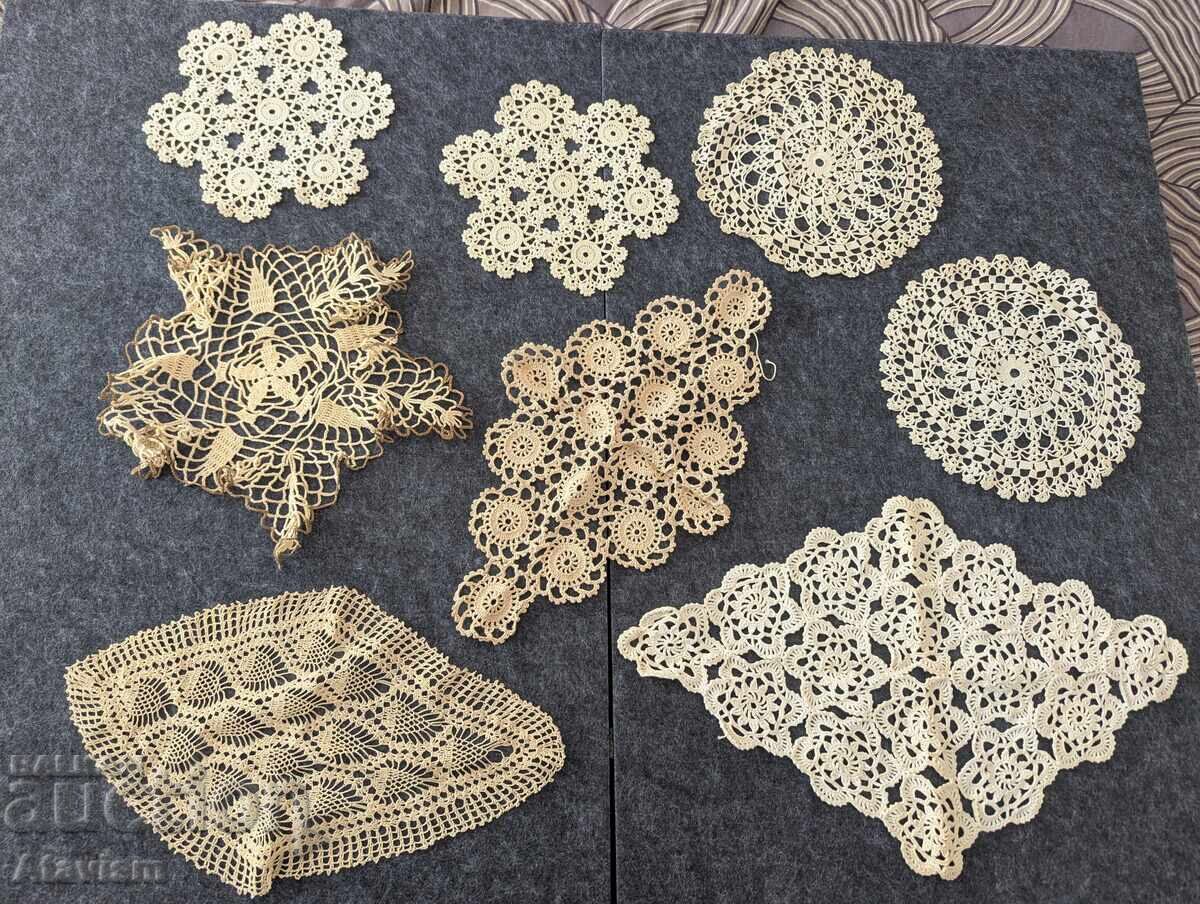 Collection of 32 crochet tablecloths. From 1 cent