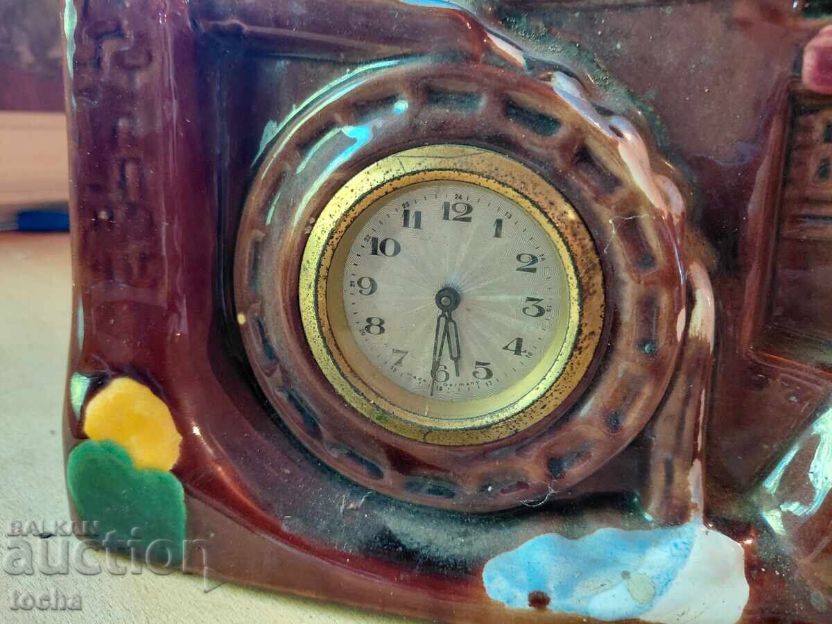 Șemineu, funcțional cu preț € 5.50 | 10.76 BGN
