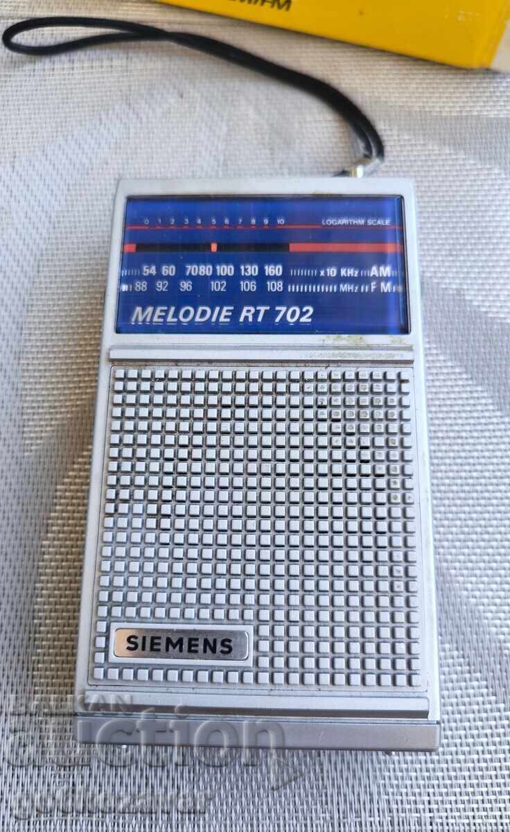 Licitație Aparat radio vechi Siemens ! Nou, nefolosit ! Licitație Aparat radio vechi Siemens ! Nou, nefolosit !
