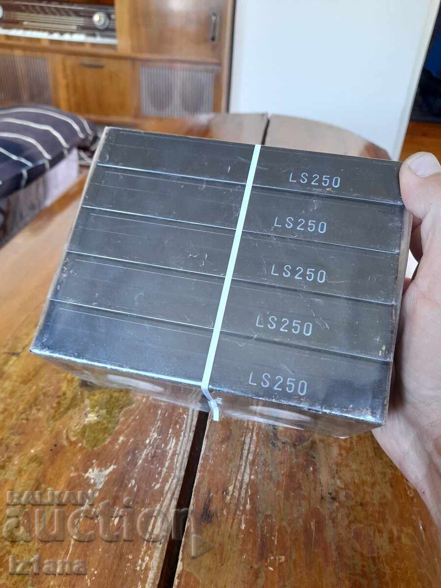 Licitație Casete video vechi Sony Betamax LS250