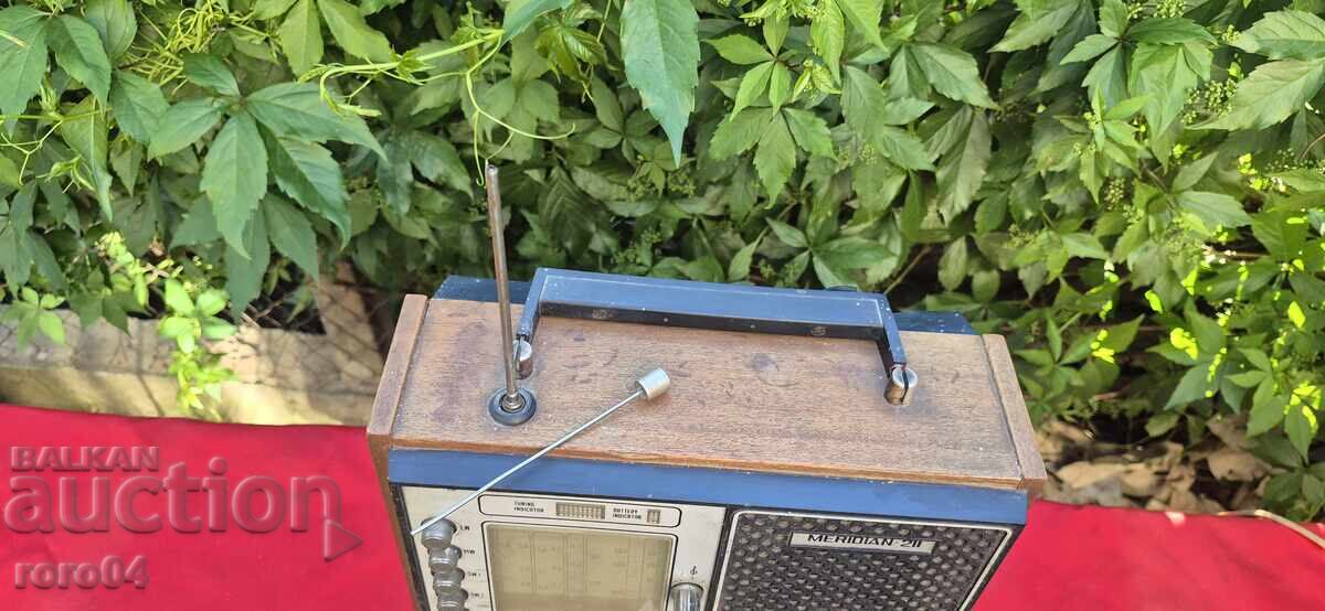 Delivery of RADIO - MERIDIAN - 211