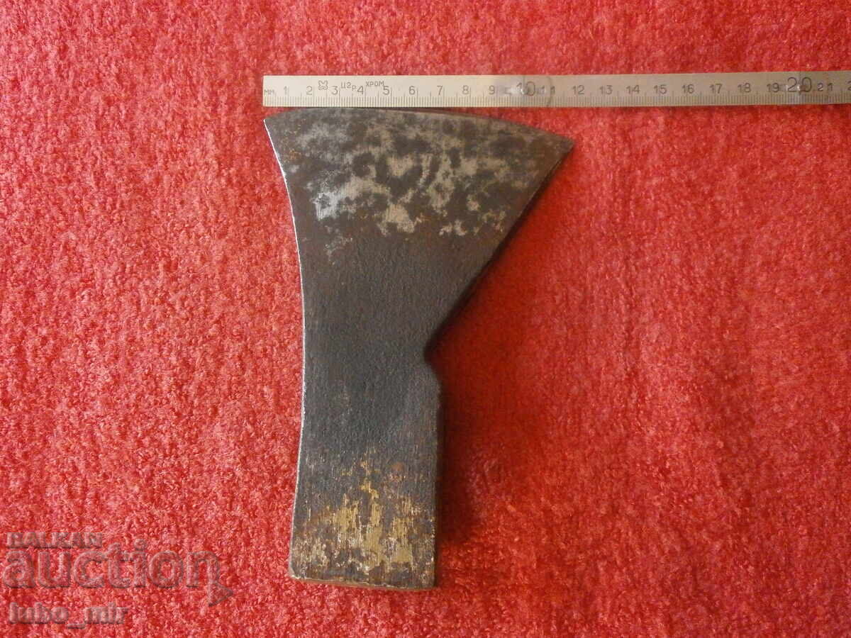 Delivery of OLD GERMAN AXE - ADLER