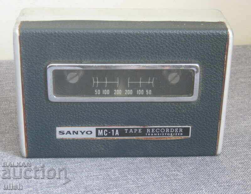 Magnetofon portabil Sanyo MC1-A