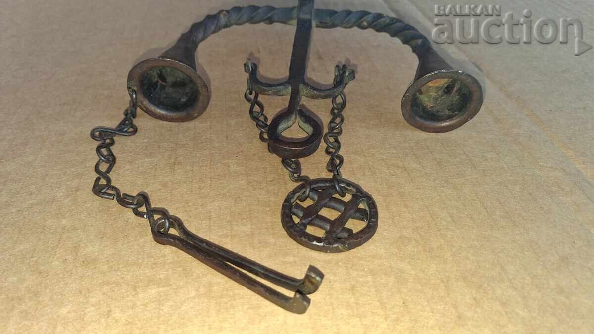 Sfeșnic vechi lucrat manual în stilul celui de-al Doilea Țarat Bulgar - 5