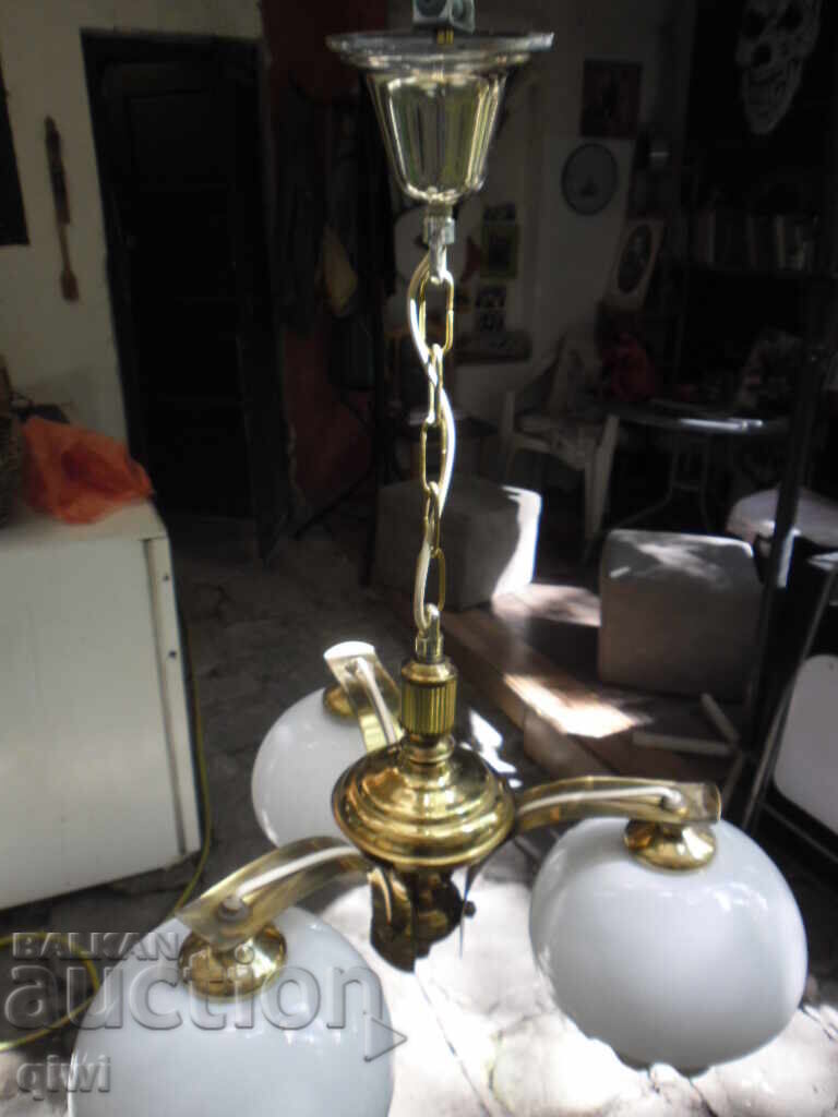 Licitație Vând candelabru din alamă Licitație Vând candelabru din alamă