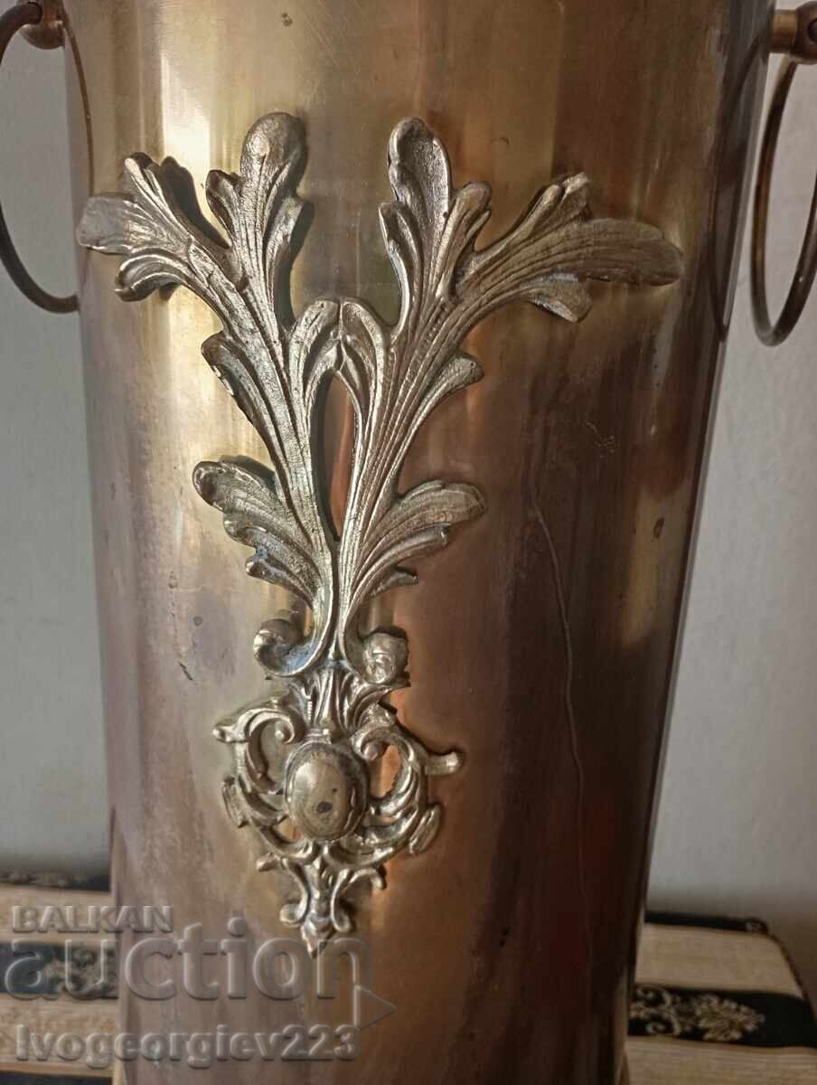 Suport vintage din alamă pentru umbrele, bastoane cu preț € 77.00 | 150.60 BGN