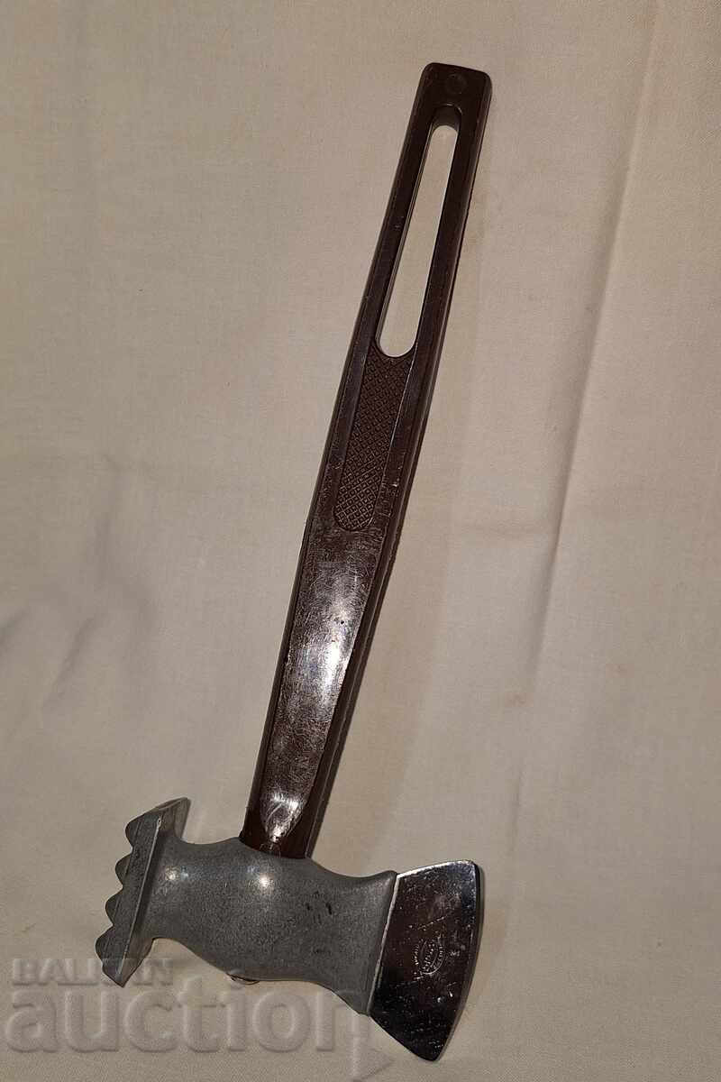 Licitație Ciocan pentru carne vintage de marcă suedeză