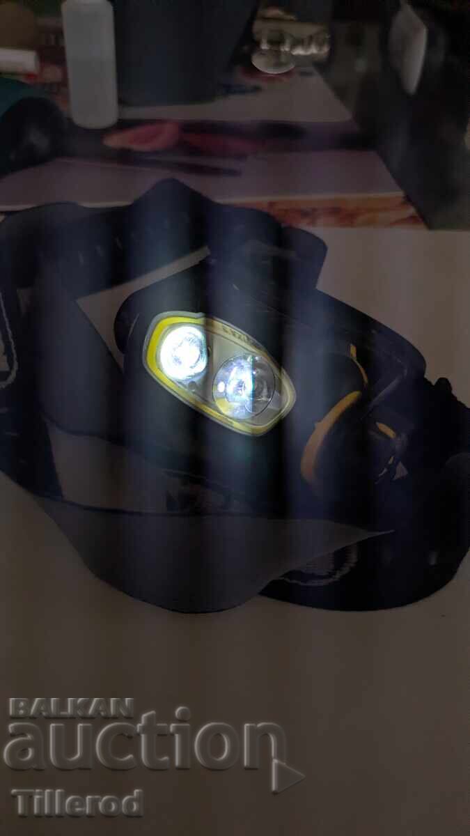 Livrarea Lanternă frontală profesională Petzl PIXA 3 – Robustă și fiabilă