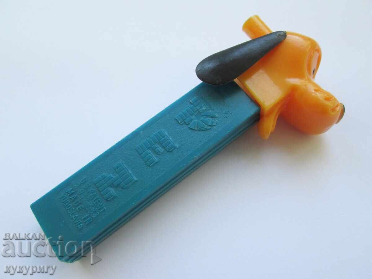 Recipient vechi pentru bomboane PEZ jucărie câine fluier Iugoslavia Recipient vechi pentru bomboane PEZ jucărie câine fluier Iugoslavia