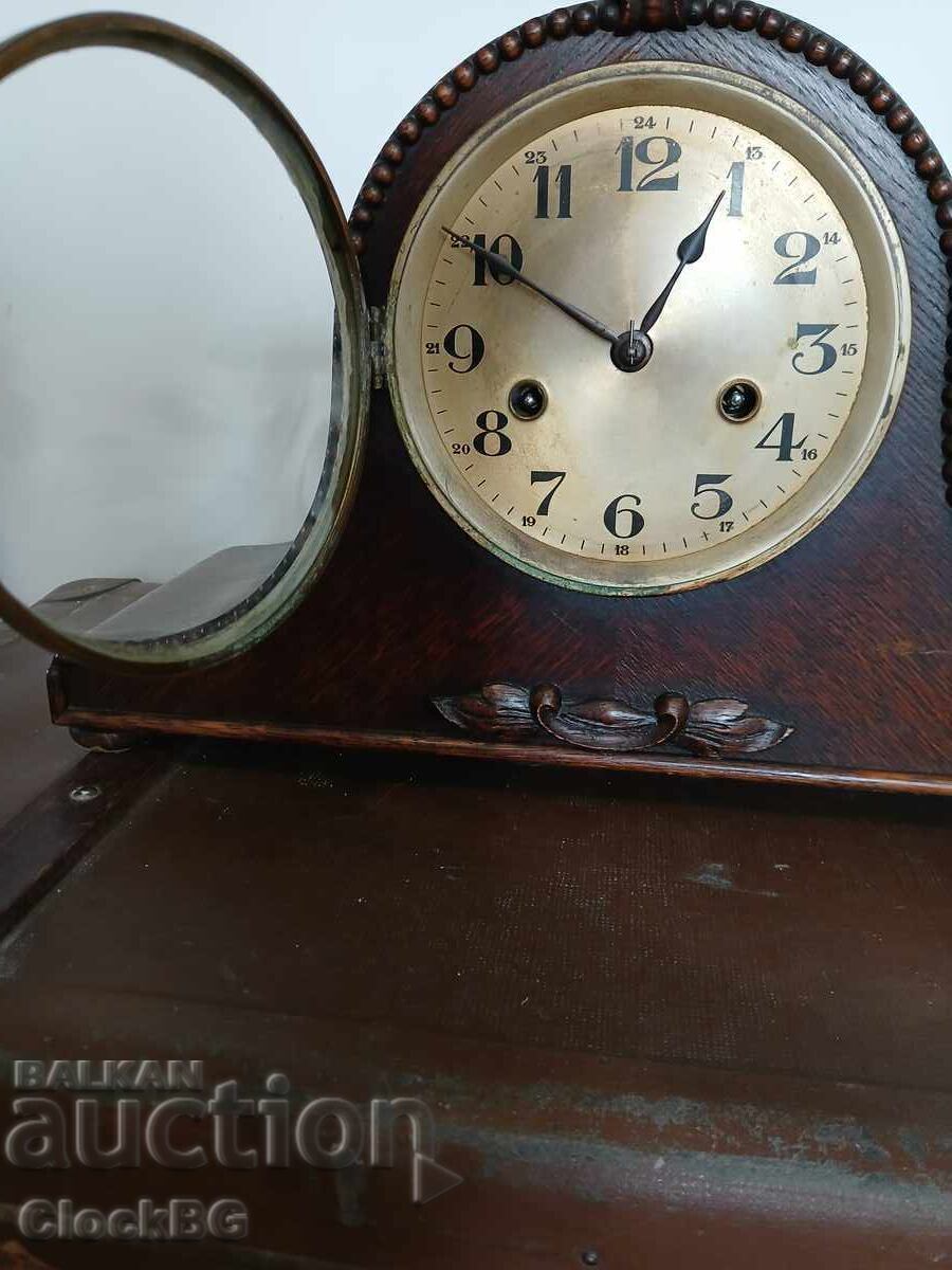 Frumos ceas de șemineu german din perioada 1920 cu preț € 39.00 | 76.28 BGN Frumos ceas de șemineu german din perioada 1920 cu preț € 39.00 | 76.28 BGN