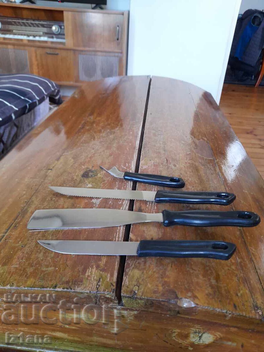 Vechile ustensile de bucătărie, tacâmuri, cuțite Vechile ustensile de bucătărie, tacâmuri, cuțite