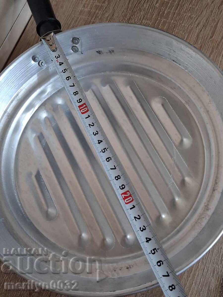 Livrarea Tigaie pentru friptură din aluminiu cu etichetă, 1986, R.P. Bulgaria, vas de bucătărie