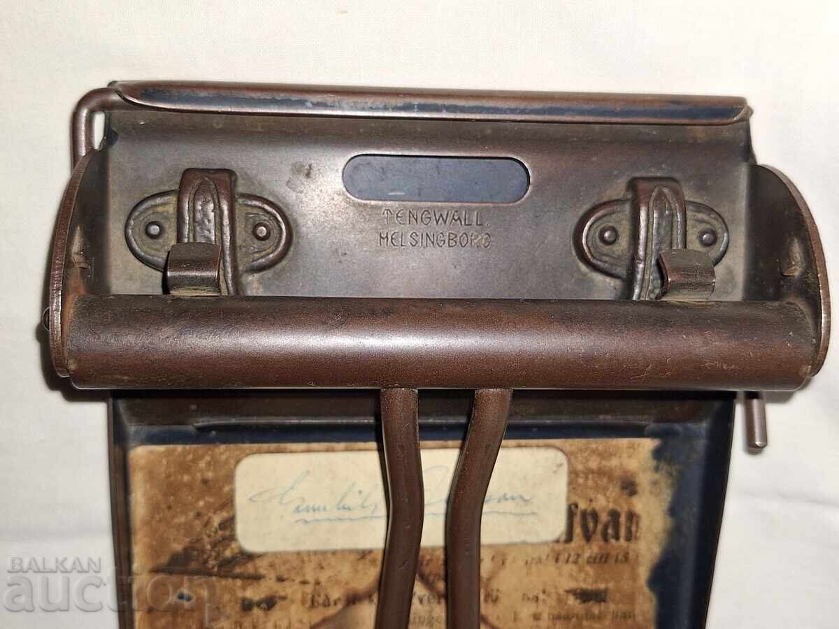 Δημοπρασία Vintage σουηδικός επώνυμος μπρούτζινος διατρητής εγγράφων