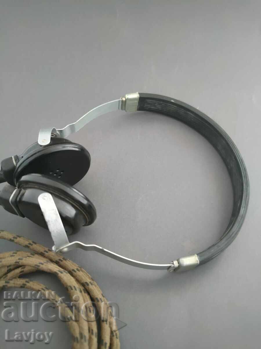Vintage military bakelite headphones with price € 20.00 | 39.12 BGN
