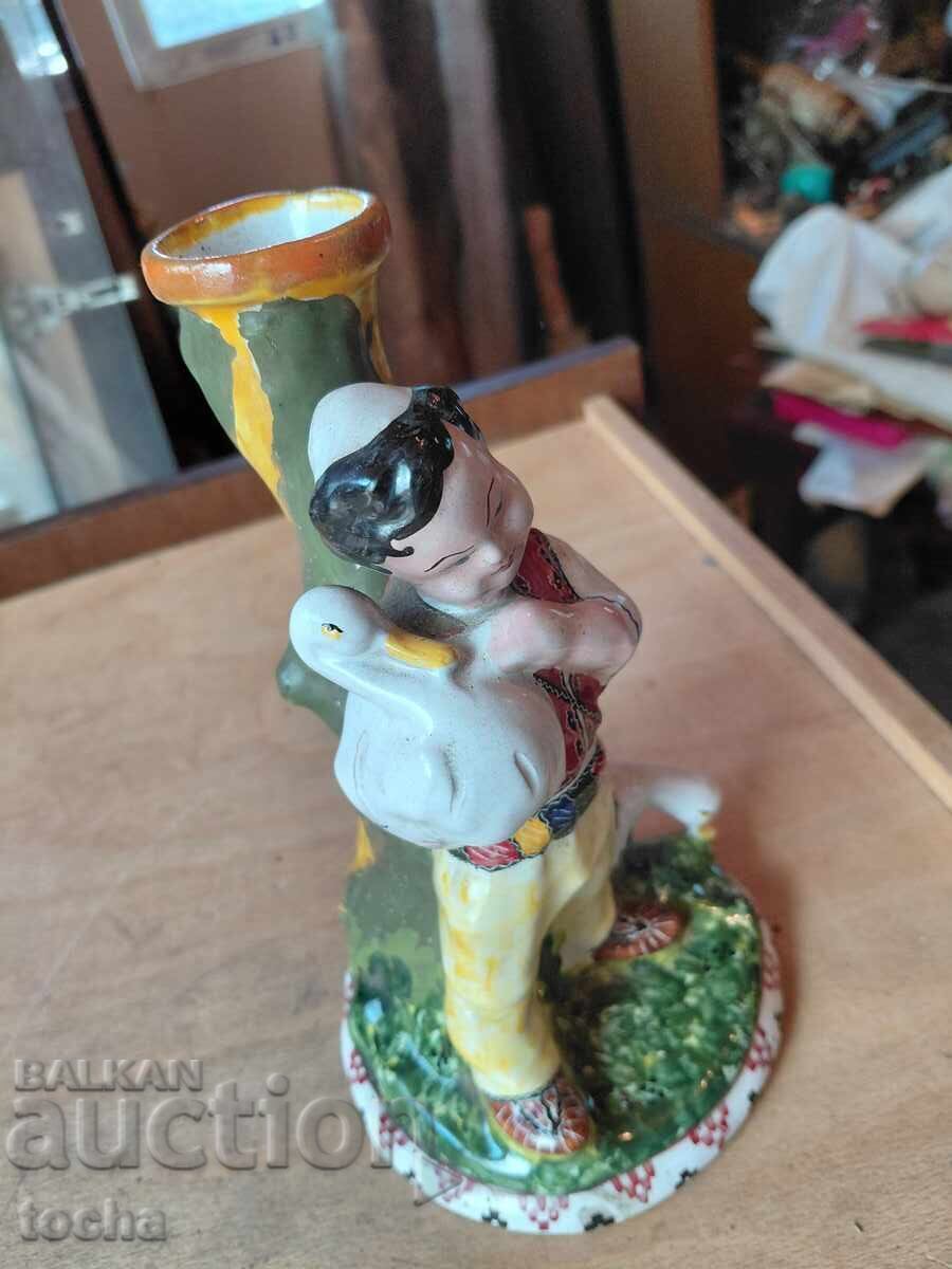 A 2-a figurină - vază, porțelan, ceramică cu preț € 2.83 | 5.54 BGN