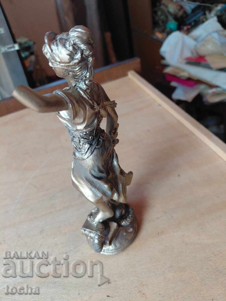 Livrarea Statuetă "Themis"