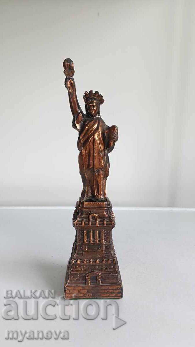 Statuia Libertății, statuetă veche din America Statuia Libertății, statuetă veche din America