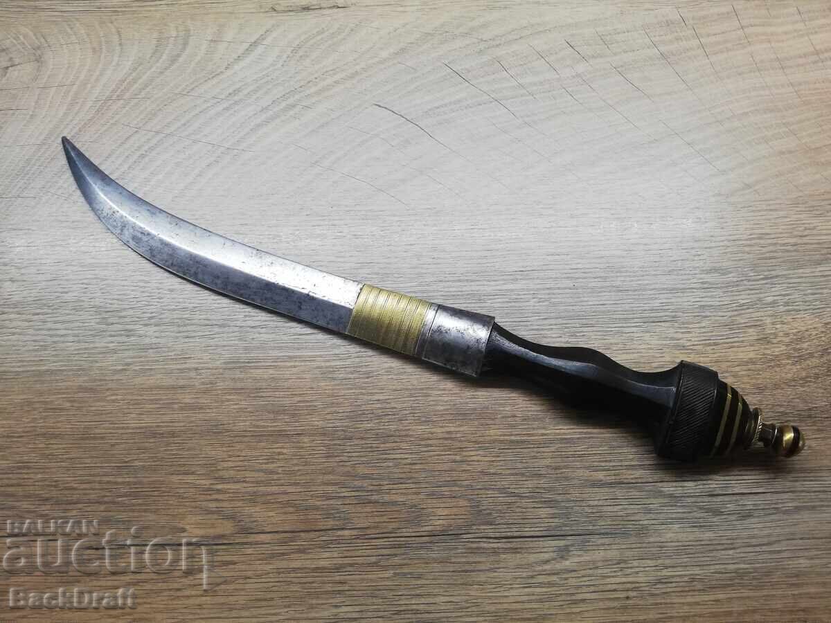 Pumnal, cuțit, lamă
