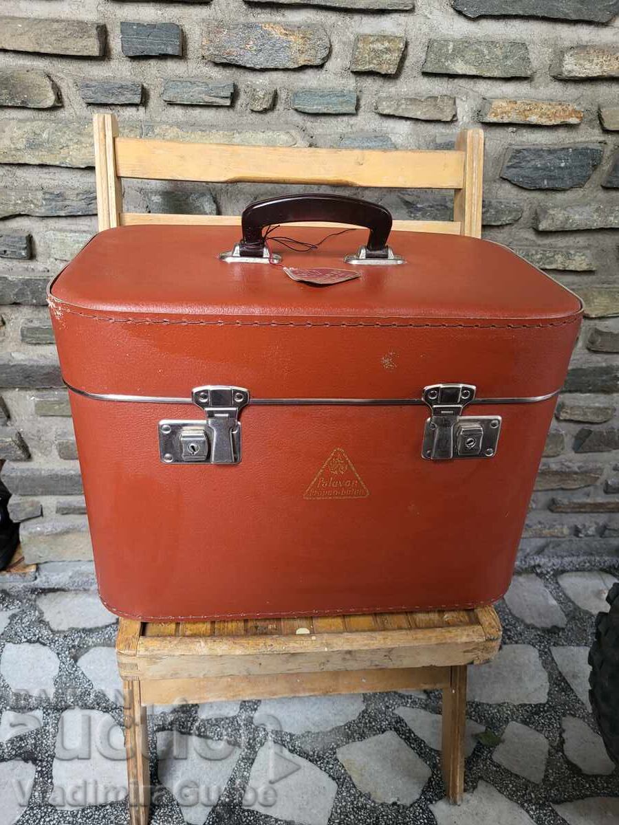 Valiză retro Palavan 85 Propan-Butan – originală de serviciu