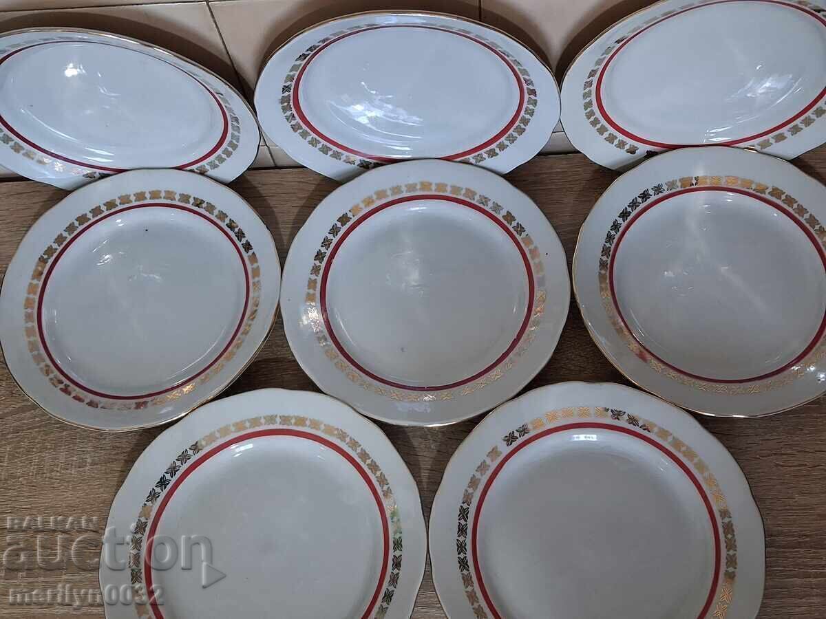 Farfurie porțelan bulgăresc din perioada socialistă, lux, margine aurie, 8 buc, 1966, RPB cu preț € 75.94 | 148.53 BGN