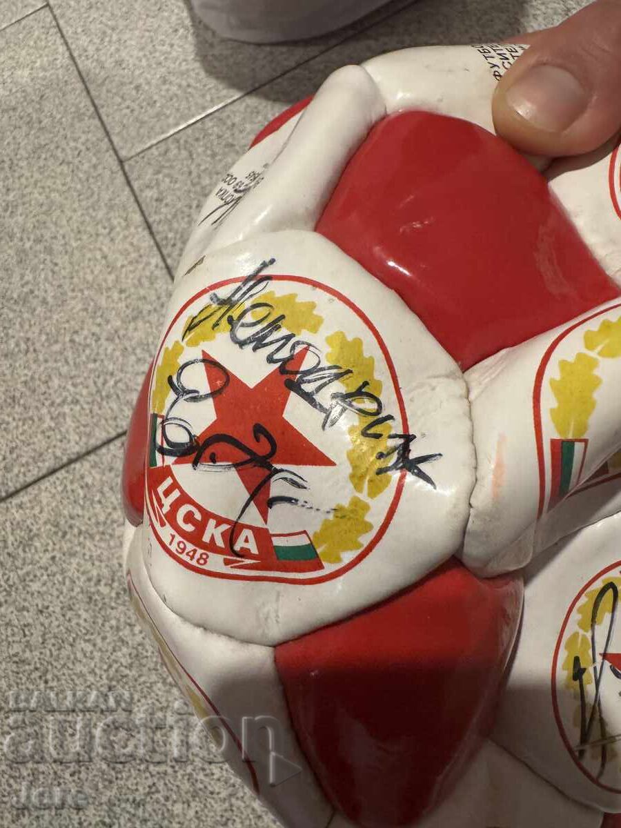 Minge cu autografe CSKA