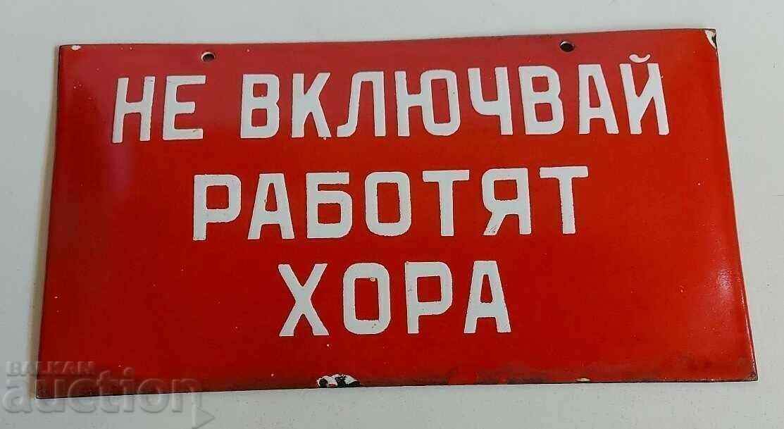 NU INCLUDEȚI ETICHETA SOCIALĂ AUTENTICĂ DE EMALT DE OAMENI MUNCITORI NU INCLUDEȚI ETICHETA SOCIALĂ AUTENTICĂ DE EMALT DE OAMENI MUNCITORI