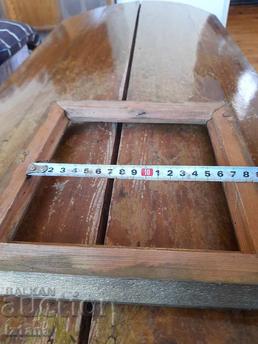 Delivery of Old picture frame, painting Delivery of Old picture frame, painting