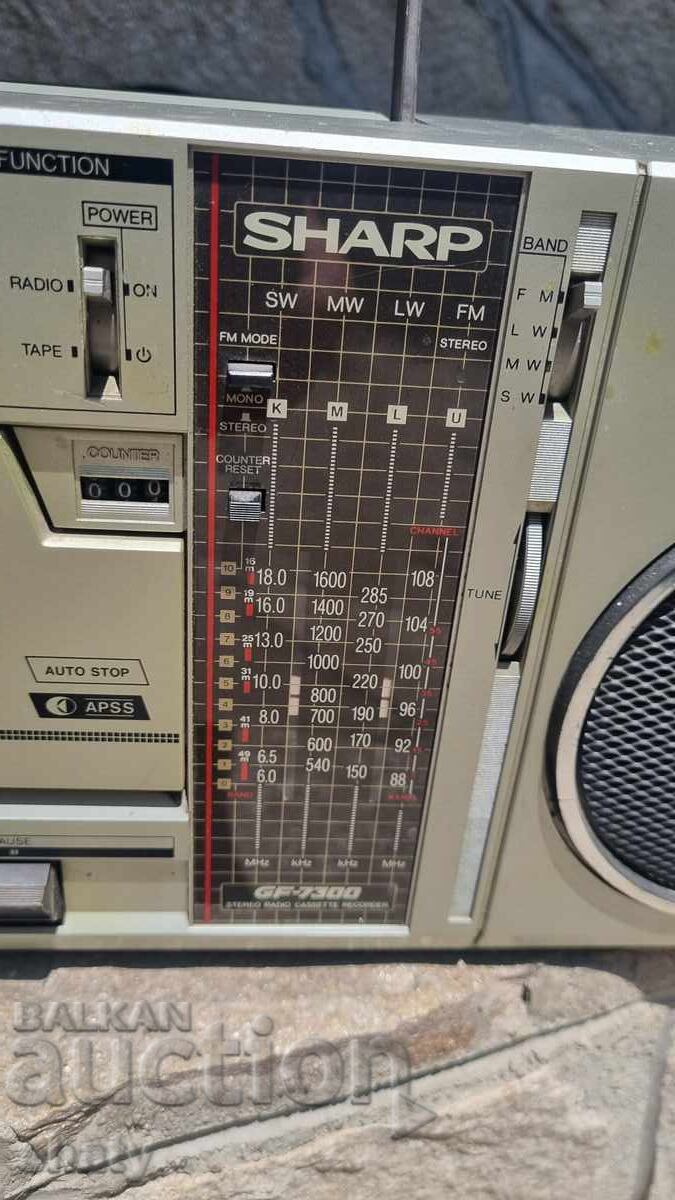 Licitație Magnetofon Sharp Licitație Magnetofon Sharp