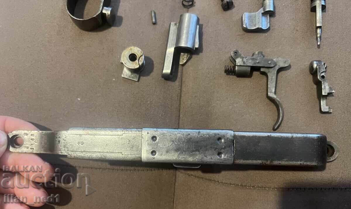 Piese pentru Mauser 1888 cu preț € 220.00 | 430.28 BGN Piese pentru Mauser 1888 cu preț € 220.00 | 430.28 BGN