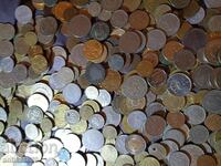 Mega lot de peste 5 kg de monede din diferite țări