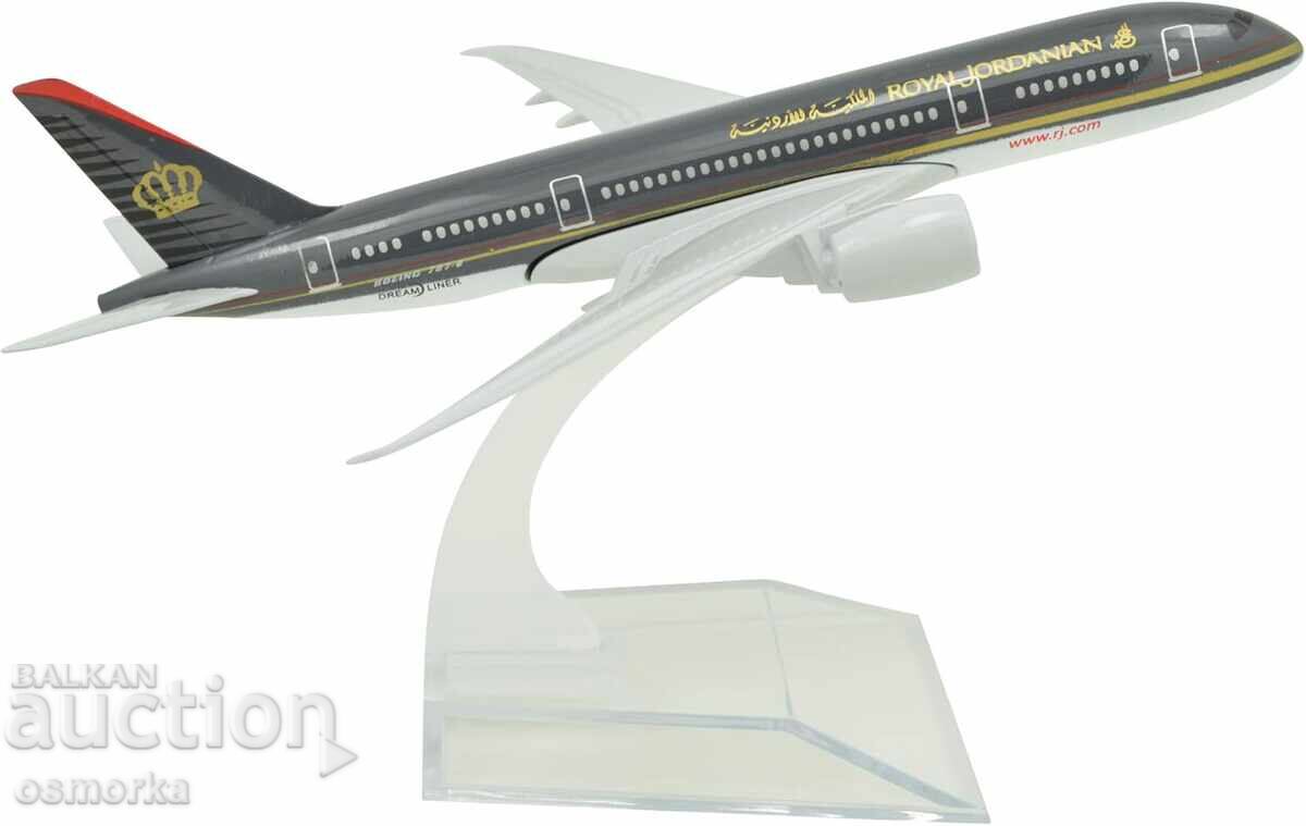 Licitație Model avion Boeing 787 Royal Jordanian machetă frumoasă