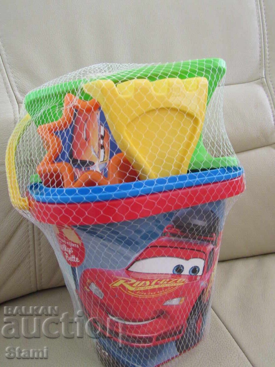 Găletușă din plastic cu forme de nisip DISNEY cu Mașini (Cars) - 6 Găletușă din plastic cu forme de nisip DISNEY cu Mașini (Cars) - 6