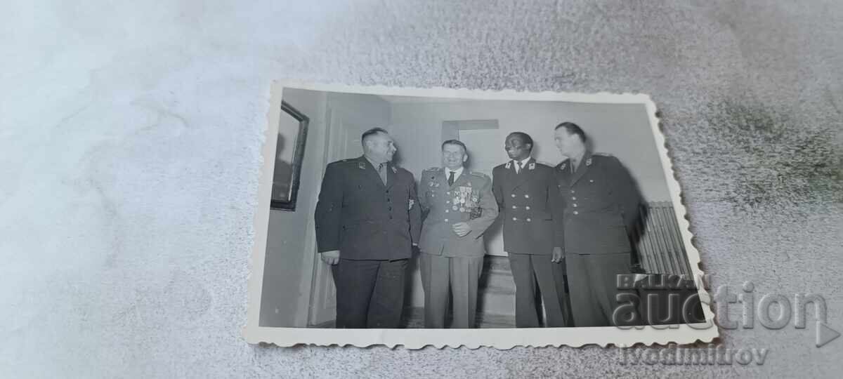 Fotografie Patru Ofițeri Fotografie Patru Ofițeri