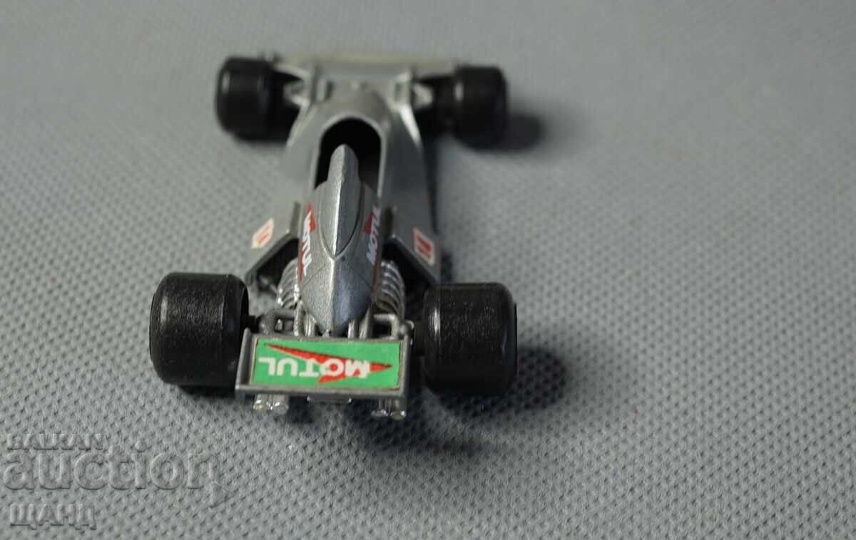 Licitație POLISTIL ITALIA BRM P 201 Mașinuță metalică model F1 Licitație POLISTIL ITALIA BRM P 201 Mașinuță metalică model F1