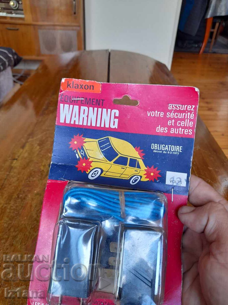 Licitație Alarmă auto veche
