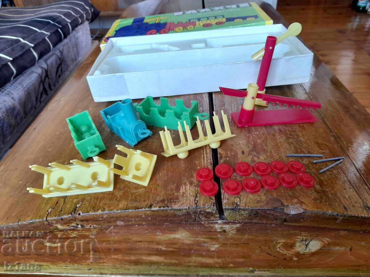 Licitație Set de construcție vintage Trenuleț Licitație Set de construcție vintage Trenuleț