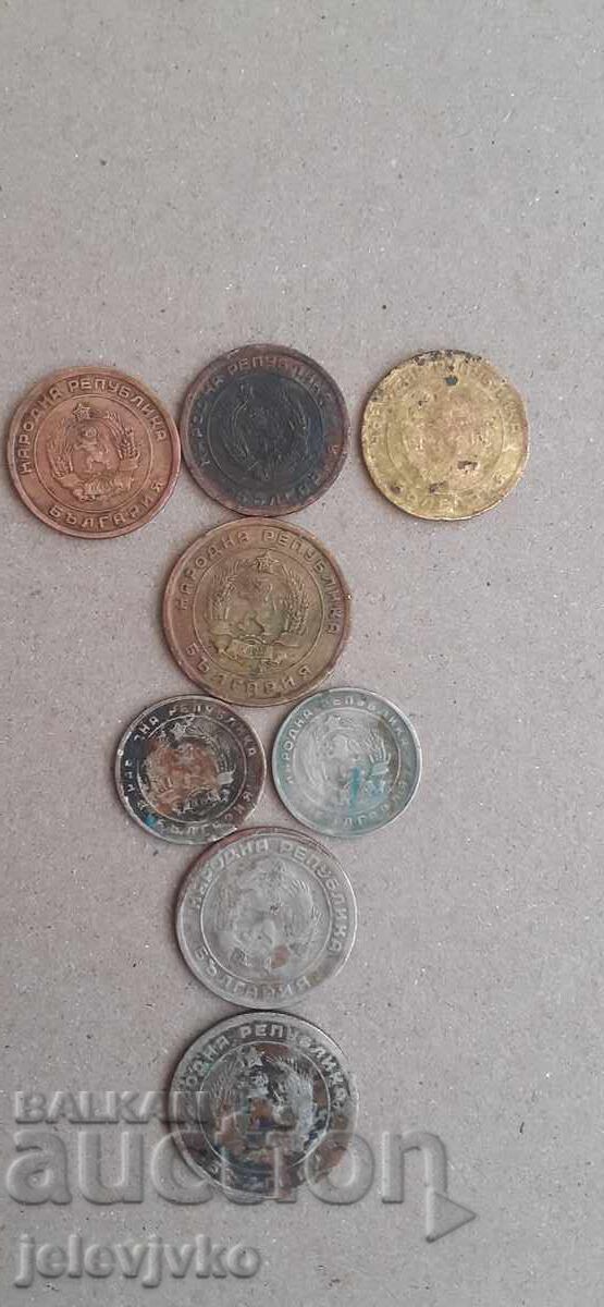 Πολλά νομίσματα με τιμή € 8.00 | 15.65 BGN Πολλά νομίσματα με τιμή € 8.00 | 15.65 BGN