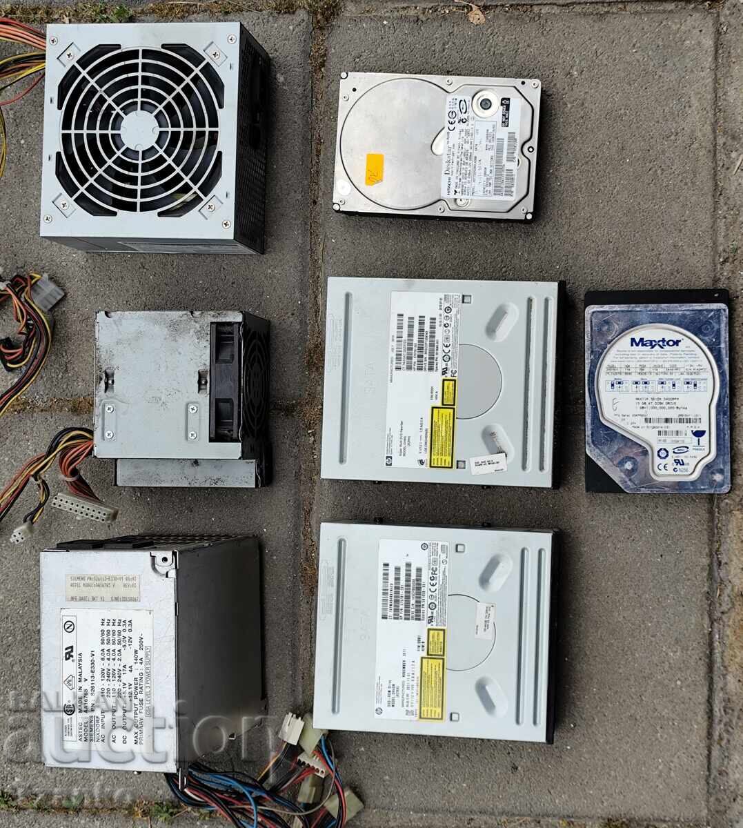 Deșeuri electronice cu preț € 12.11 | 23.69 BGN