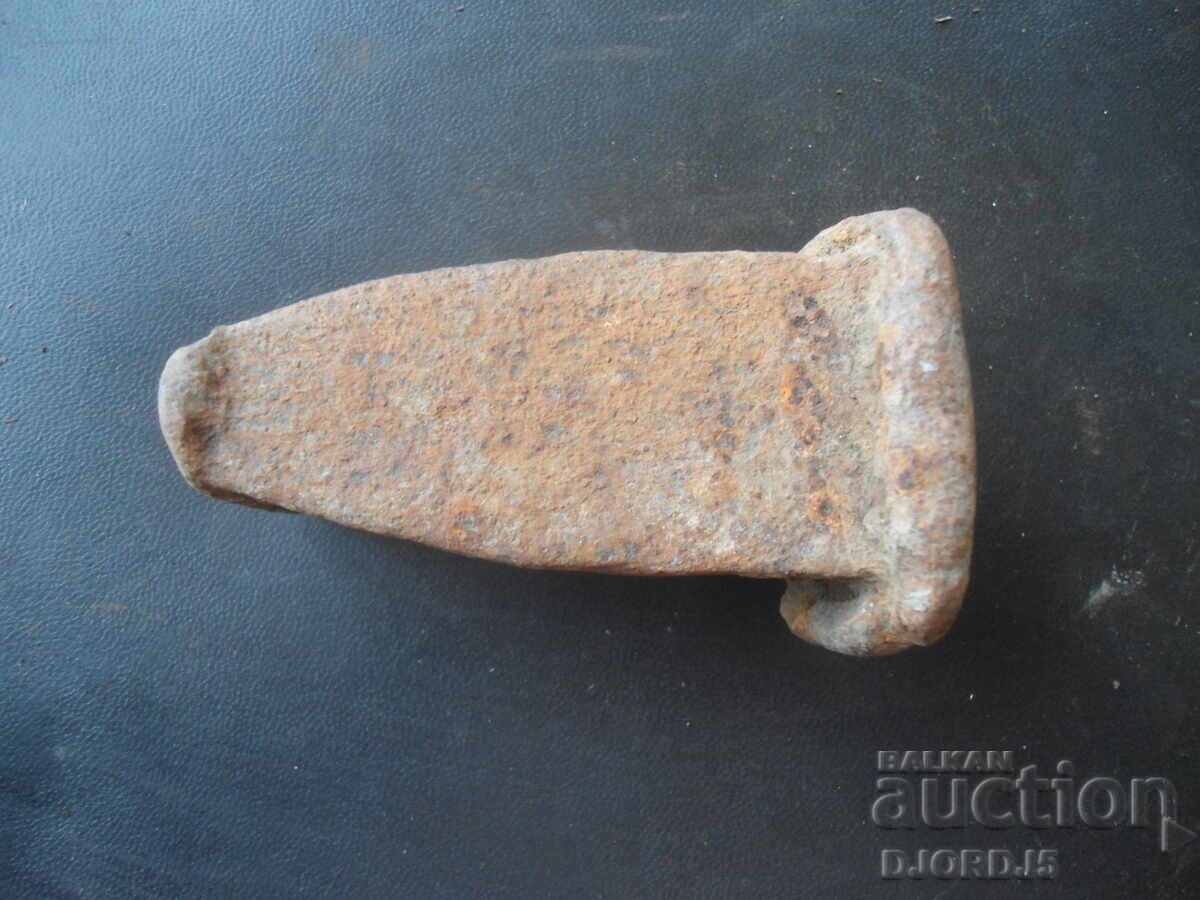 Licitație Ciocan vechi, 0.900 kg