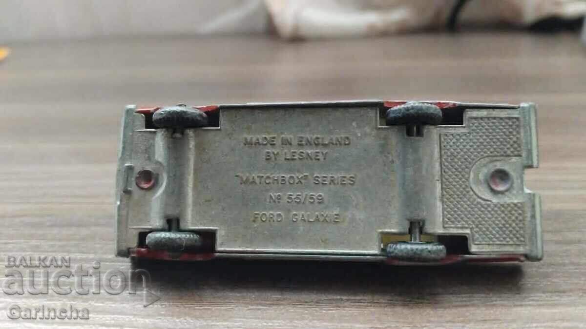 Delivery of Matchbox England 1/64